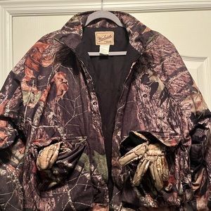 Woolrich camo jacked with gloves